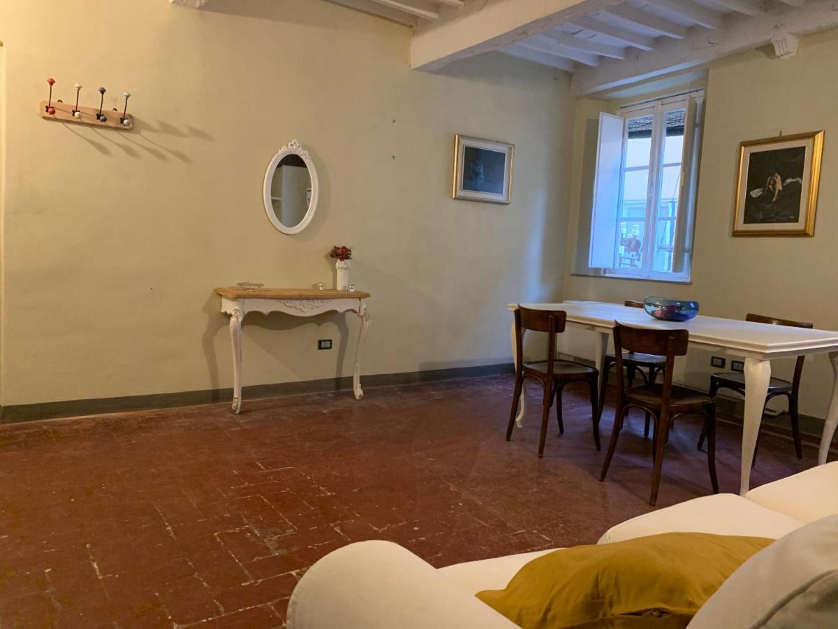 Appartamento incantevole nel cuore di Lucca Esterno foto